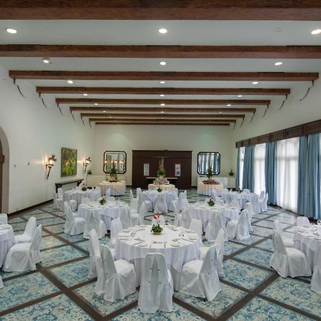 Hotel Tropical Manaus Eksteriør billede The ballroom at the hotel