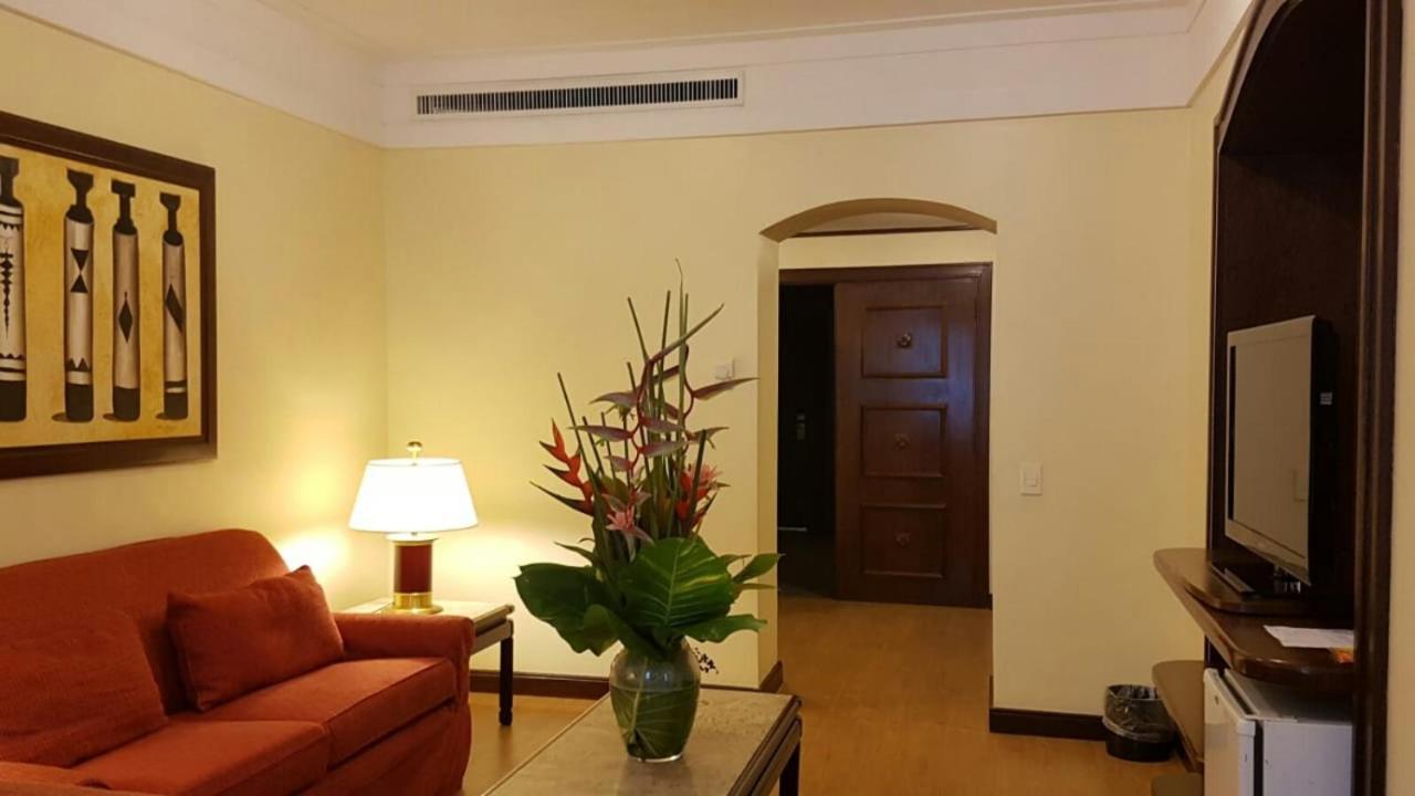 Hotel Tropical Manaus Eksteriør billede A suite at the hotel