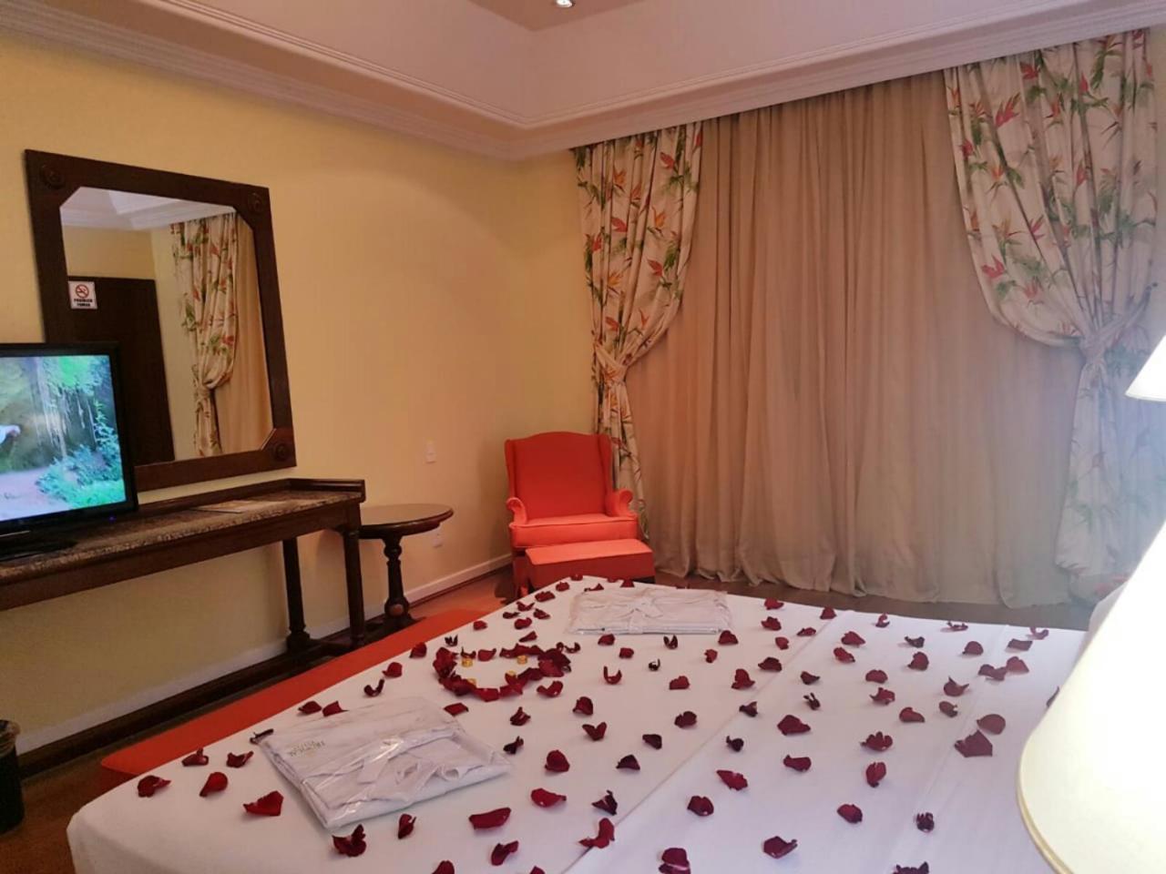 Hotel Tropical Manaus Eksteriør billede A bedroom at the hotel