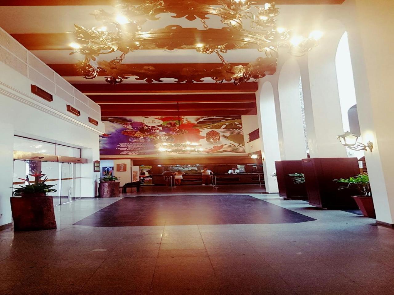Hotel Tropical Manaus Eksteriør billede Lobby