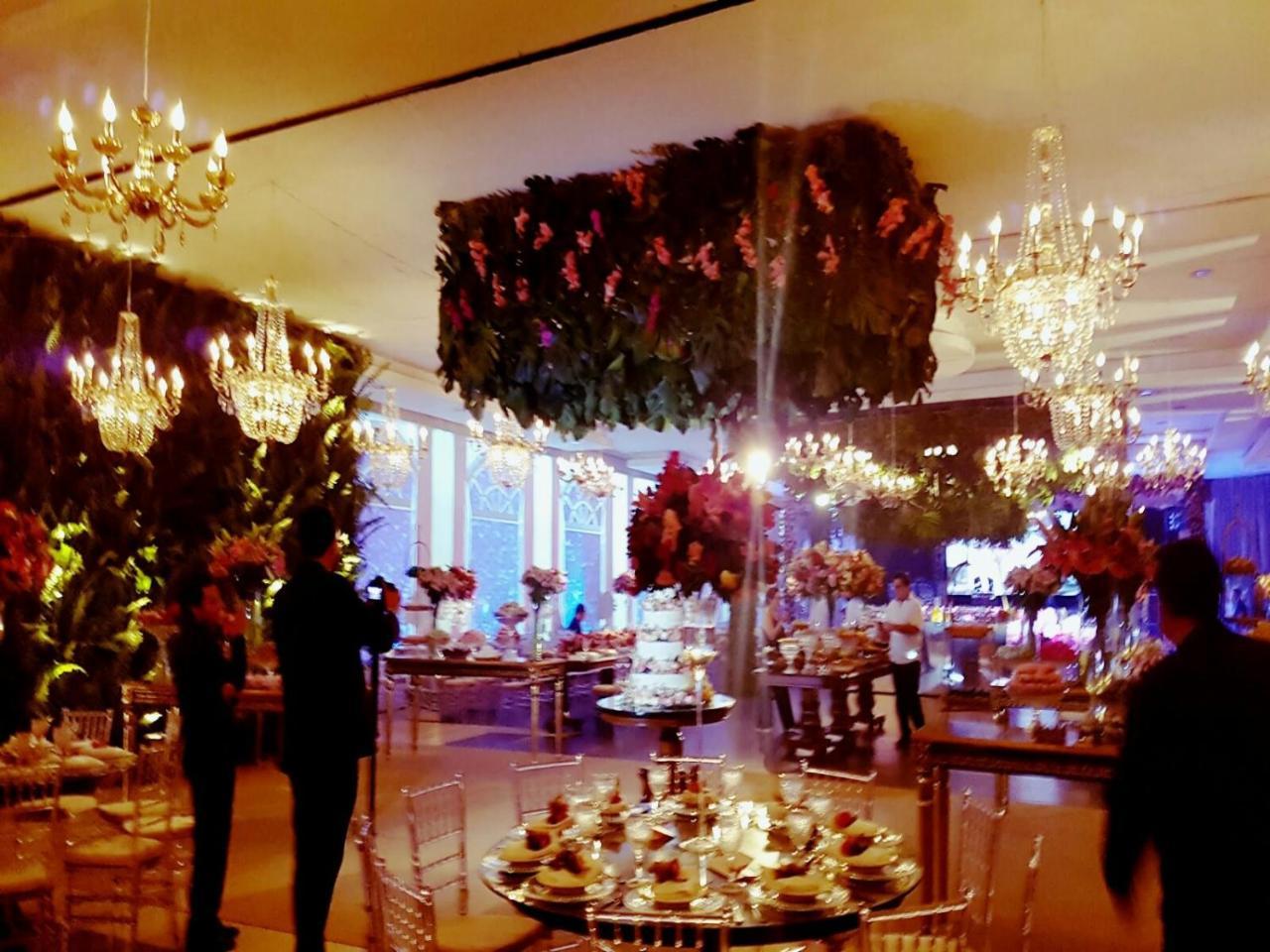 Hotel Tropical Manaus Eksteriør billede The White House East Room, 2010